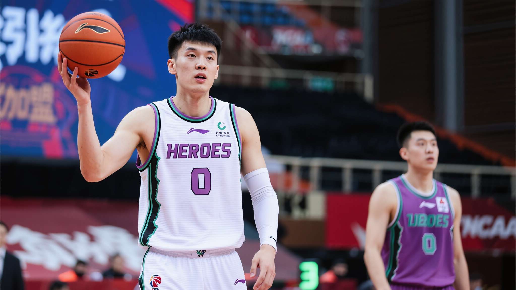 强力引援!NCAA小将淡厚然加盟山西 通过体测将具备出战资格 强力引援!NCAA小将淡厚然加盟山西 通过体测将具备出战资格
